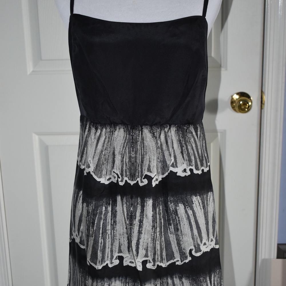 NWOT Cabi Dazzle Tunic Cami -100% Silk